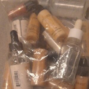 Luminess Gold and White Foundation Makeup